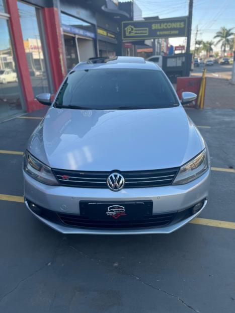 VOLKSWAGEN Jetta 2.0 4P FLEX AUTOMTICO, Foto 2