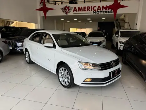 VOLKSWAGEN Jetta 2.0 4P TSI HIGHLINE 211 CV AUTOMTICO, Foto 2