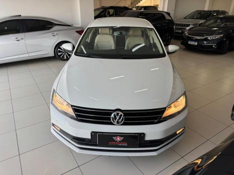 VOLKSWAGEN Jetta 2.0 4P TSI HIGHLINE 211 CV AUTOMTICO, Foto 3