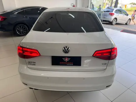 VOLKSWAGEN Jetta 2.0 4P TSI HIGHLINE 211 CV AUTOMTICO, Foto 4