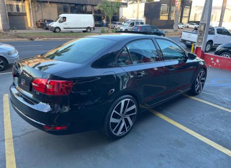 VOLKSWAGEN Jetta 2.0 4P CONFORTLINE FLEX, Foto 4