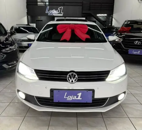 VOLKSWAGEN Jetta 2.0 4P FLEX CONFORTLINE TIPTRONIC AUTOMÁTICO, Foto 2
