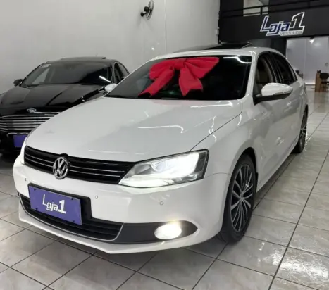 VOLKSWAGEN Jetta 2.0 4P FLEX CONFORTLINE TIPTRONIC AUTOMÁTICO, Foto 3