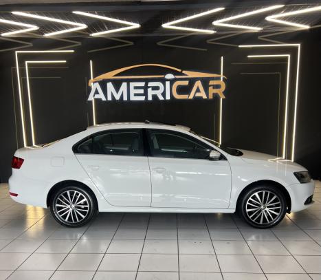 VOLKSWAGEN Jetta 2.0 4P TSI HIGHLINE 211 CV AUTOMTICO, Foto 4