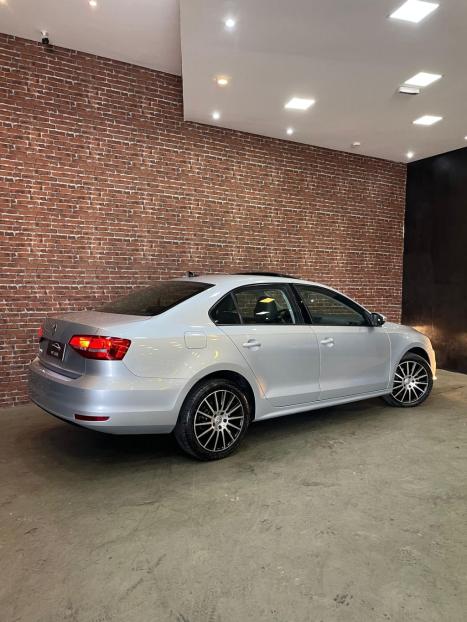 VOLKSWAGEN Jetta 2.0 4P FLEX CONFORTLINE TIPTRONIC AUTOMTICO, Foto 3