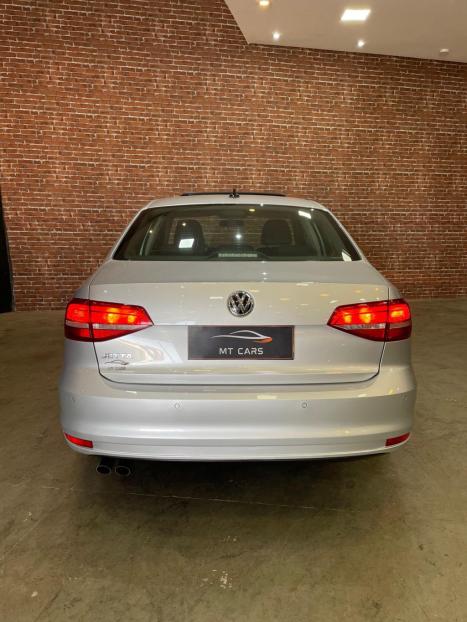 VOLKSWAGEN Jetta 2.0 4P FLEX CONFORTLINE TIPTRONIC AUTOMTICO, Foto 4