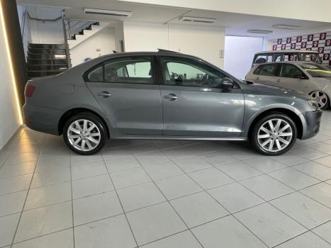 VOLKSWAGEN Jetta 2.0 4P CONFORTLINE TIPTRONIC AUTOMTICO, Foto 5
