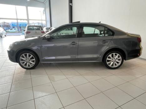 VOLKSWAGEN Jetta 2.0 4P CONFORTLINE TIPTRONIC AUTOMTICO, Foto 6