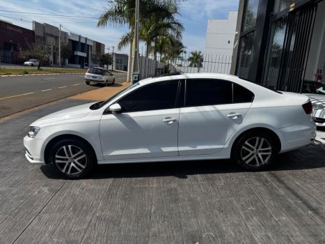 VOLKSWAGEN Jetta 2.0 4P FLEX CONFORTLINE TIPTRONIC AUTOMTICO, Foto 10