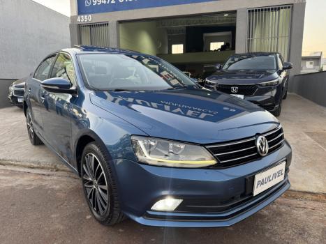 VOLKSWAGEN Jetta 2.0 4P TSI HIGHLINE 211 CV AUTOMTICO, Foto 2