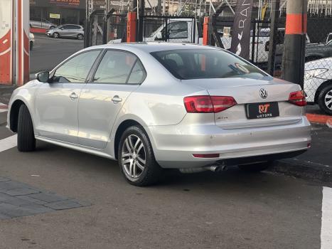 VOLKSWAGEN Jetta 2.0 4P CONFORTLINE TIPTRONIC AUTOMTICO, Foto 3