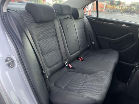 VOLKSWAGEN Jetta 2.0 4P CONFORTLINE TIPTRONIC AUTOMTICO, Foto 5