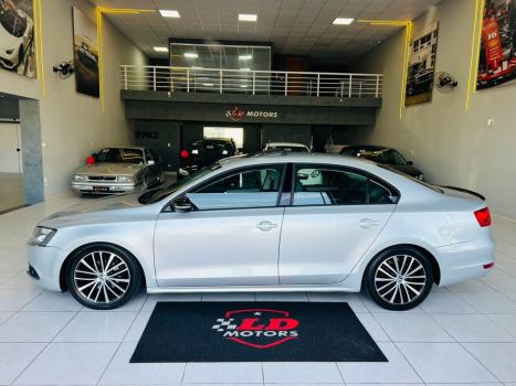 VOLKSWAGEN Jetta 2.0 4P FLEX CONFORTLINE TIPTRONIC AUTOMTICO, Foto 7