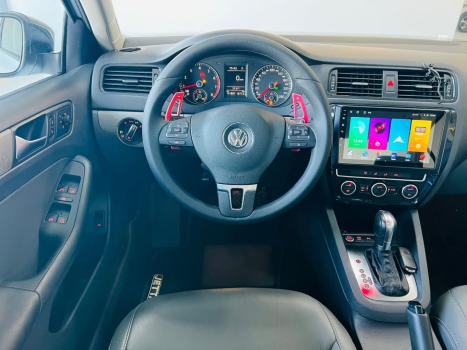 VOLKSWAGEN Jetta 2.0 4P FLEX CONFORTLINE TIPTRONIC AUTOMTICO, Foto 13