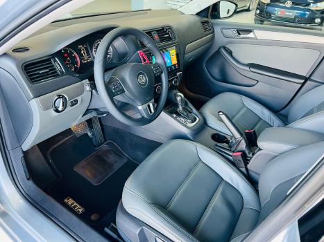 VOLKSWAGEN Jetta 2.0 4P FLEX CONFORTLINE TIPTRONIC AUTOMTICO, Foto 16