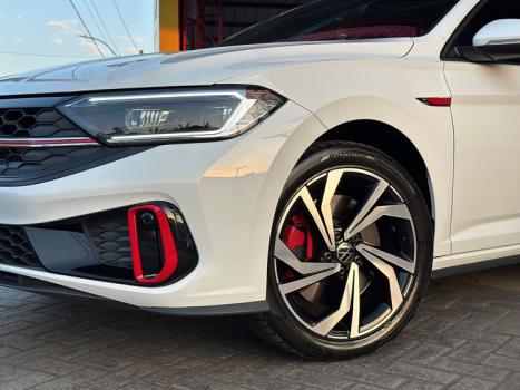 VOLKSWAGEN Jetta 2.0 4P 350 TSI GLI AUTOMTICO DSG, Foto 2