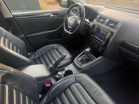 VOLKSWAGEN Jetta 2.0 4P TSI HIGHLINE 211 CV AUTOMTICO, Foto 18