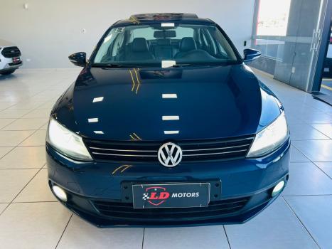 VOLKSWAGEN Jetta 2.0 4P FLEX CONFORTLINE TIPTRONIC AUTOMTICO, Foto 3