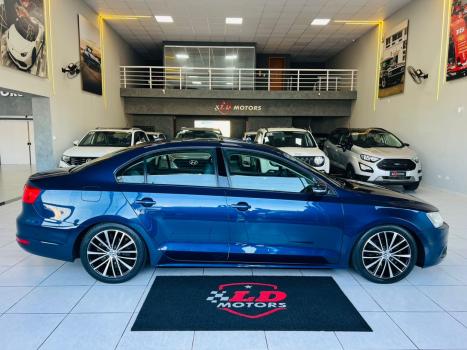 VOLKSWAGEN Jetta 2.0 4P FLEX CONFORTLINE TIPTRONIC AUTOMTICO, Foto 5