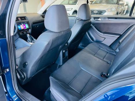 VOLKSWAGEN Jetta 2.0 4P FLEX CONFORTLINE TIPTRONIC AUTOMTICO, Foto 17