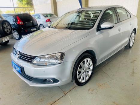VOLKSWAGEN Jetta 2.0 4P FLEX CONFORTLINE TIPTRONIC AUTOMTICO, Foto 5