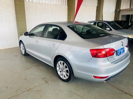 VOLKSWAGEN Jetta 2.0 4P FLEX CONFORTLINE TIPTRONIC AUTOMTICO, Foto 9