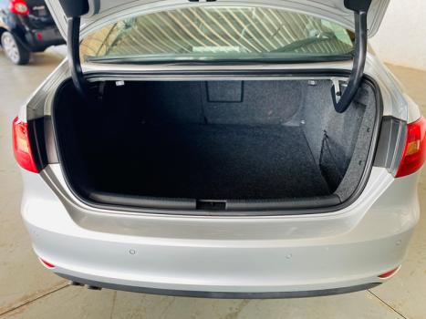 VOLKSWAGEN Jetta 2.0 4P FLEX CONFORTLINE TIPTRONIC AUTOMTICO, Foto 12