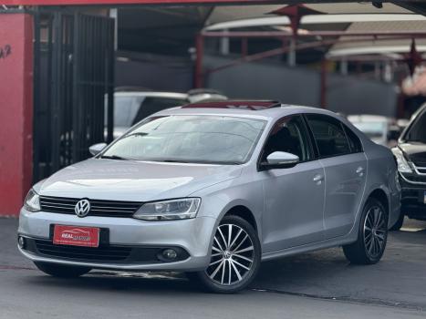 VOLKSWAGEN Jetta 2.0 4P FLEX CONFORTLINE TIPTRONIC AUTOMTICO, Foto 2