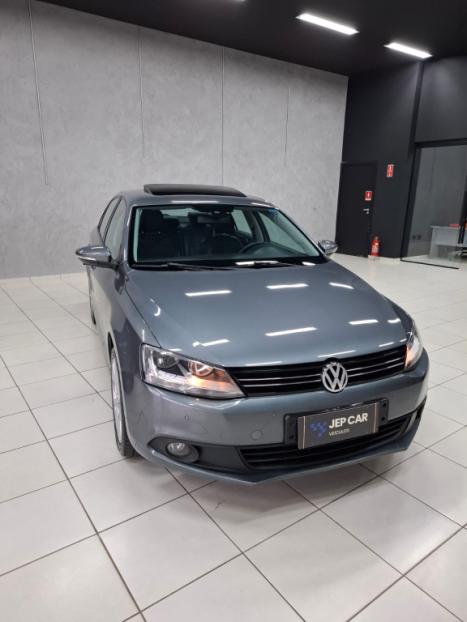 VOLKSWAGEN Jetta 2.0 4P CONFORTLINE TIPTRONIC AUTOMTICO, Foto 6