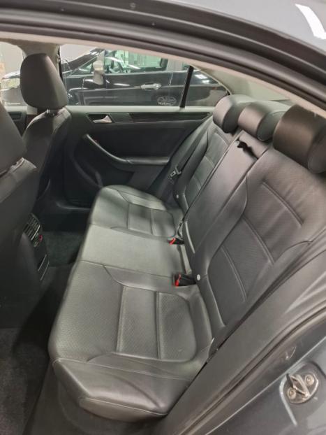 VOLKSWAGEN Jetta 2.0 4P CONFORTLINE TIPTRONIC AUTOMTICO, Foto 13