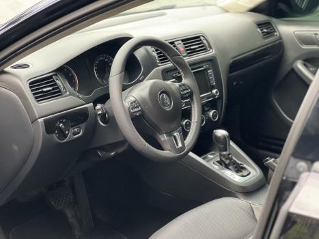 VOLKSWAGEN Jetta 2.0 4P FLEX CONFORTLINE TIPTRONIC AUTOMTICO, Foto 6