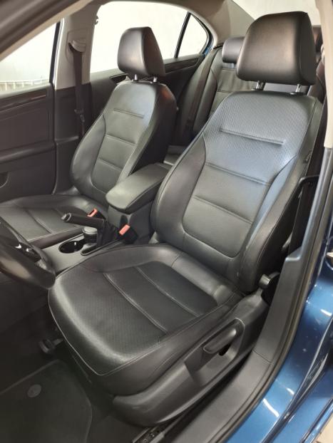 VOLKSWAGEN Jetta 2.0 4P CONFORTLINE FLEX, Foto 10