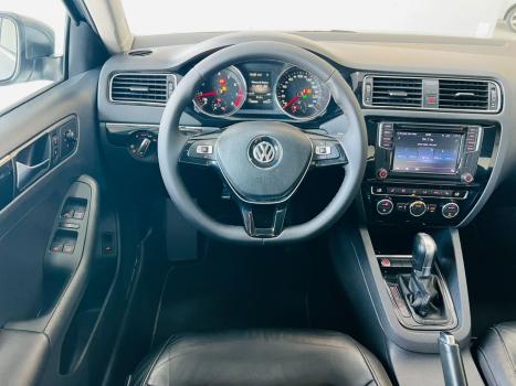 VOLKSWAGEN Jetta 2.0 4P TSI HIGHLINE 211 CV AUTOMTICO, Foto 13