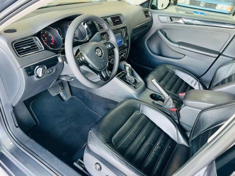 VOLKSWAGEN Jetta 2.0 4P TSI HIGHLINE 211 CV AUTOMTICO, Foto 15