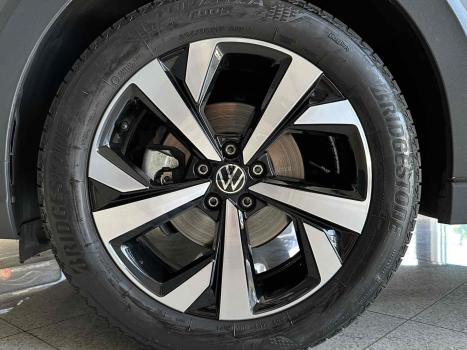 VOLKSWAGEN Nivus 1.0 4P FLEX 200 TSI HIGHLINE TURBO AUTOMTICO, Foto 9