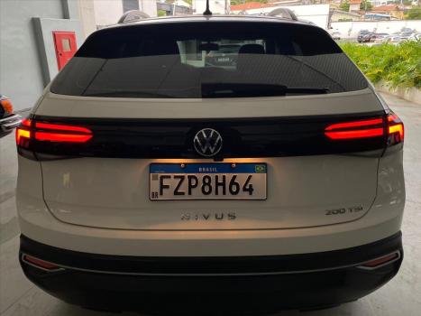 VOLKSWAGEN Nivus 1.0 4P FLEX 200 TSI COMFORTLINE TURBO AUTOMTICO, Foto 6