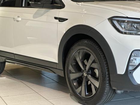 VOLKSWAGEN Nivus 1.0 4P FLEX 200 TSI HIGHLINE TURBO AUTOMTICO, Foto 3