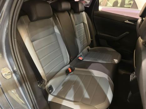 VOLKSWAGEN Nivus 1.0 4P FLEX 200 TSI HIGHLINE TURBO AUTOMTICO, Foto 16