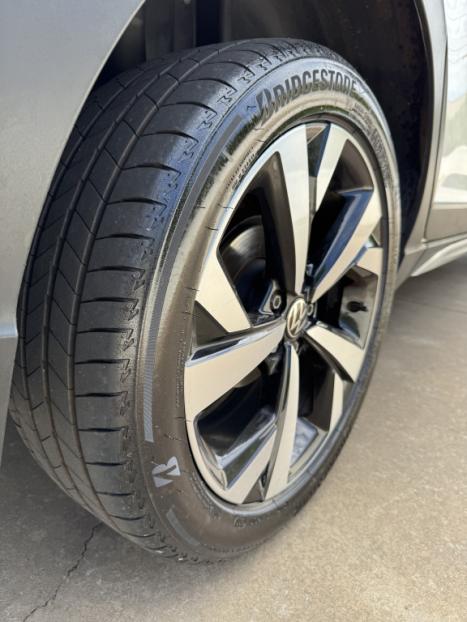VOLKSWAGEN Nivus 1.0 4P FLEX 200 TSI HIGHLINE TURBO AUTOMTICO, Foto 10
