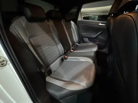 VOLKSWAGEN Nivus 1.0 4P FLEX 200 TSI HIGHLINE TURBO AUTOMTICO, Foto 14