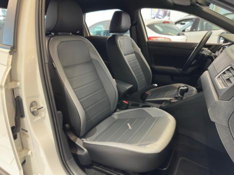 VOLKSWAGEN Nivus 1.0 4P FLEX 200 TSI HIGHLINE TURBO AUTOMTICO, Foto 16