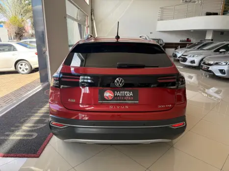 VOLKSWAGEN Nivus 1.0 4P FLEX 200 TSI HIGHLINE TURBO AUTOMTICO, Foto 2