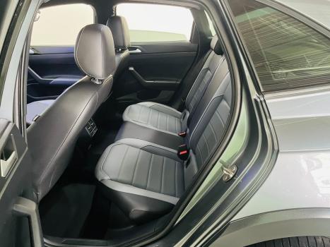VOLKSWAGEN Nivus 1.0 4P FLEX 200 TSI HIGHLINE TURBO AUTOMTICO, Foto 9