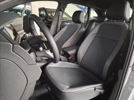 VOLKSWAGEN Nivus 1.0 4P FLEX 200 TSI HIGHLINE TURBO AUTOMTICO, Foto 7