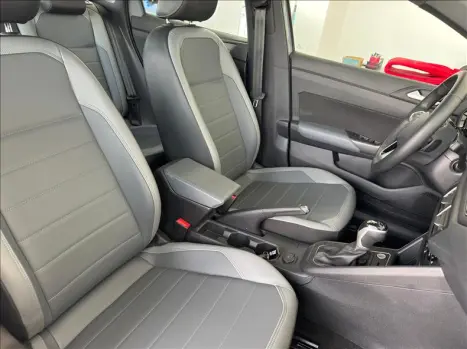 VOLKSWAGEN Nivus 1.0 4P FLEX 200 TSI HIGHLINE TURBO AUTOMTICO, Foto 17
