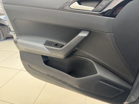 VOLKSWAGEN Nivus 1.0 4P FLEX 200 TSI HIGHLINE TURBO AUTOMTICO, Foto 16