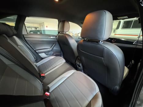 VOLKSWAGEN Nivus 1.0 4P FLEX 200 TSI HIGHLINE TURBO AUTOMTICO, Foto 13
