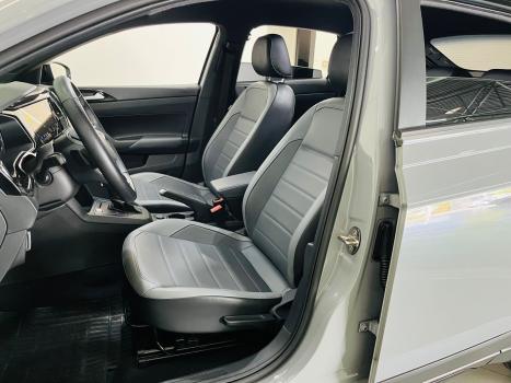 VOLKSWAGEN Nivus 1.0 4P FLEX 200 TSI HIGHLINE TURBO AUTOMTICO, Foto 6
