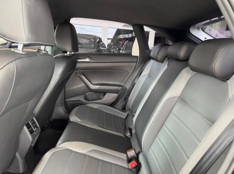 VOLKSWAGEN Nivus 1.0 4P FLEX 200 TSI HIGHLINE TURBO AUTOMTICO, Foto 9
