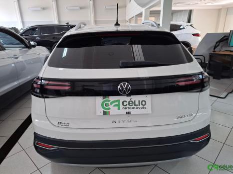 VOLKSWAGEN Nivus 1.0 4P FLEX 200 TSI HIGHLINE TURBO AUTOMTICO, Foto 11